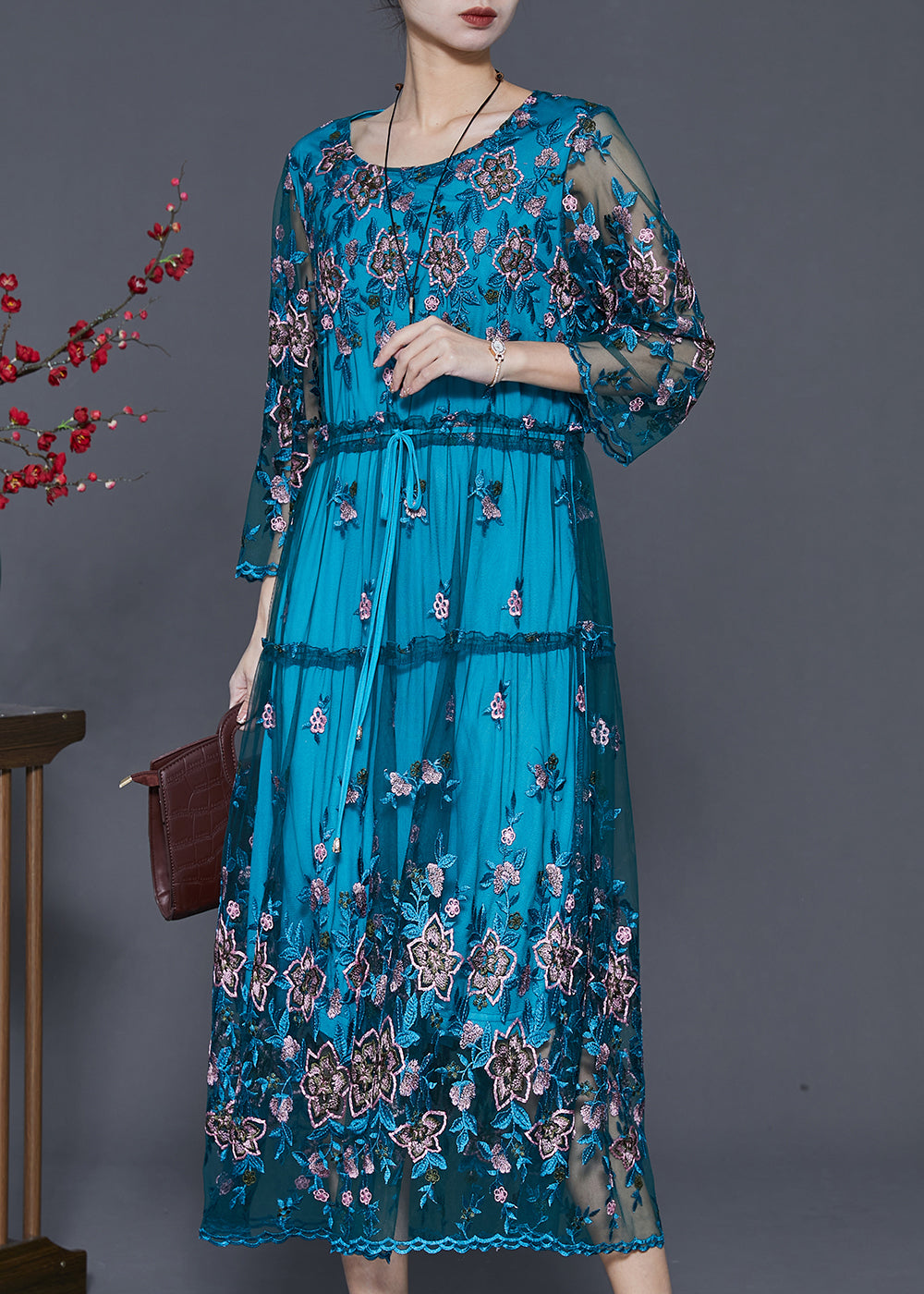 Classic Vintage Dress with a Flattering Fit