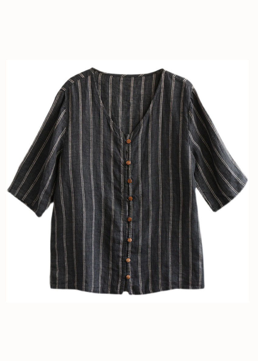 Beautifully Finished Blouse in a Timeless Design