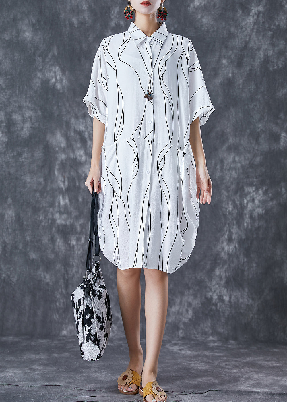 Classic Vintage Dress with a Flattering Fit