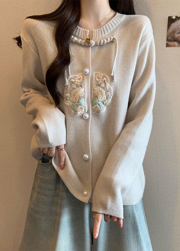 Classic Vintage Coat with a Flattering Fit