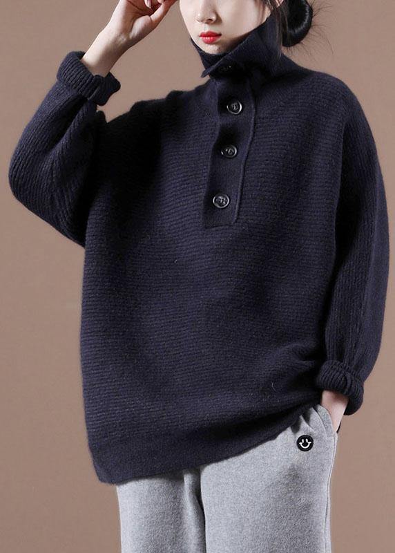 Classic Vintage Sweater with a Flattering Fit