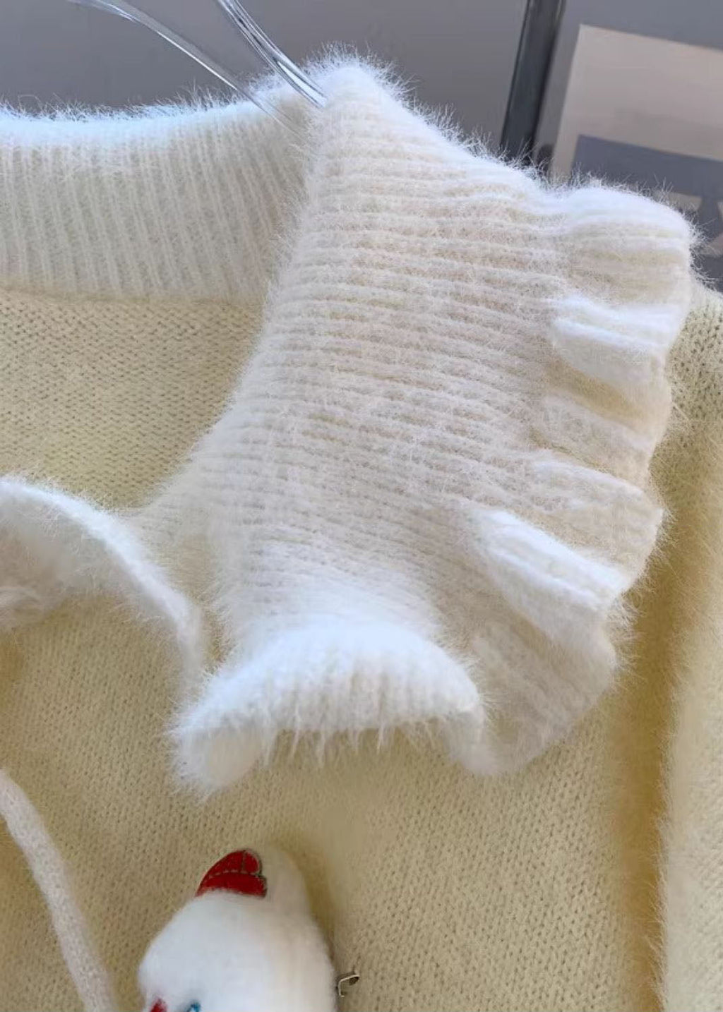 Beautifully Crafted Sweater in a Classic Style