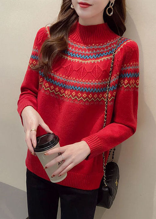 Well Tailored Sweater with a Graceful Silhouette