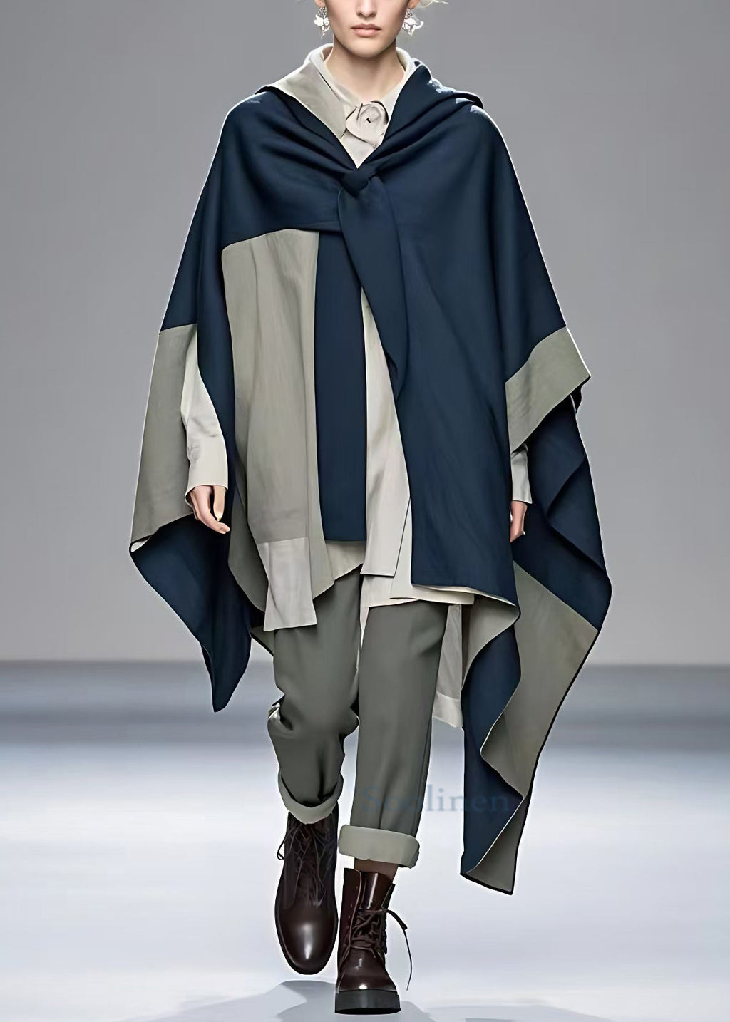 Beautifully Finished Coat in a Timeless Design