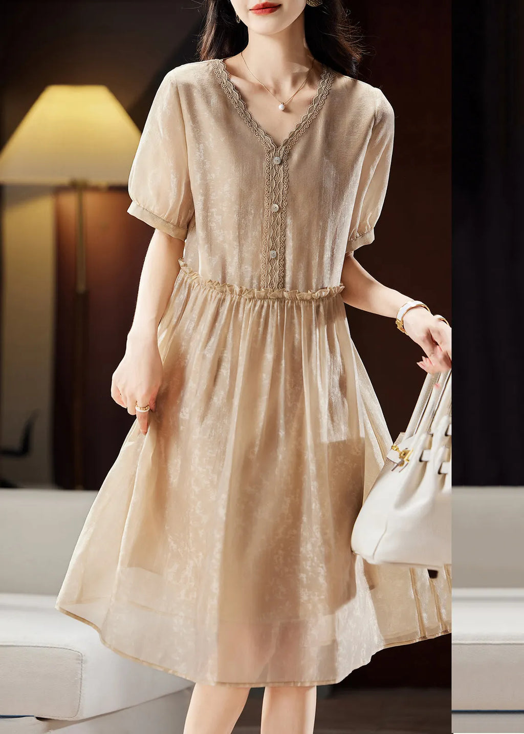 Classic Vintage & Enduringly Stylish Dress
