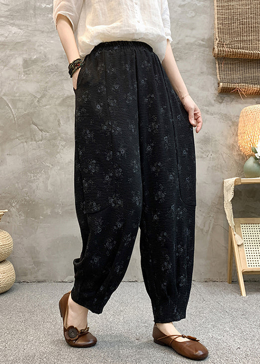 Well Tailored Pants with a Graceful Silhouette