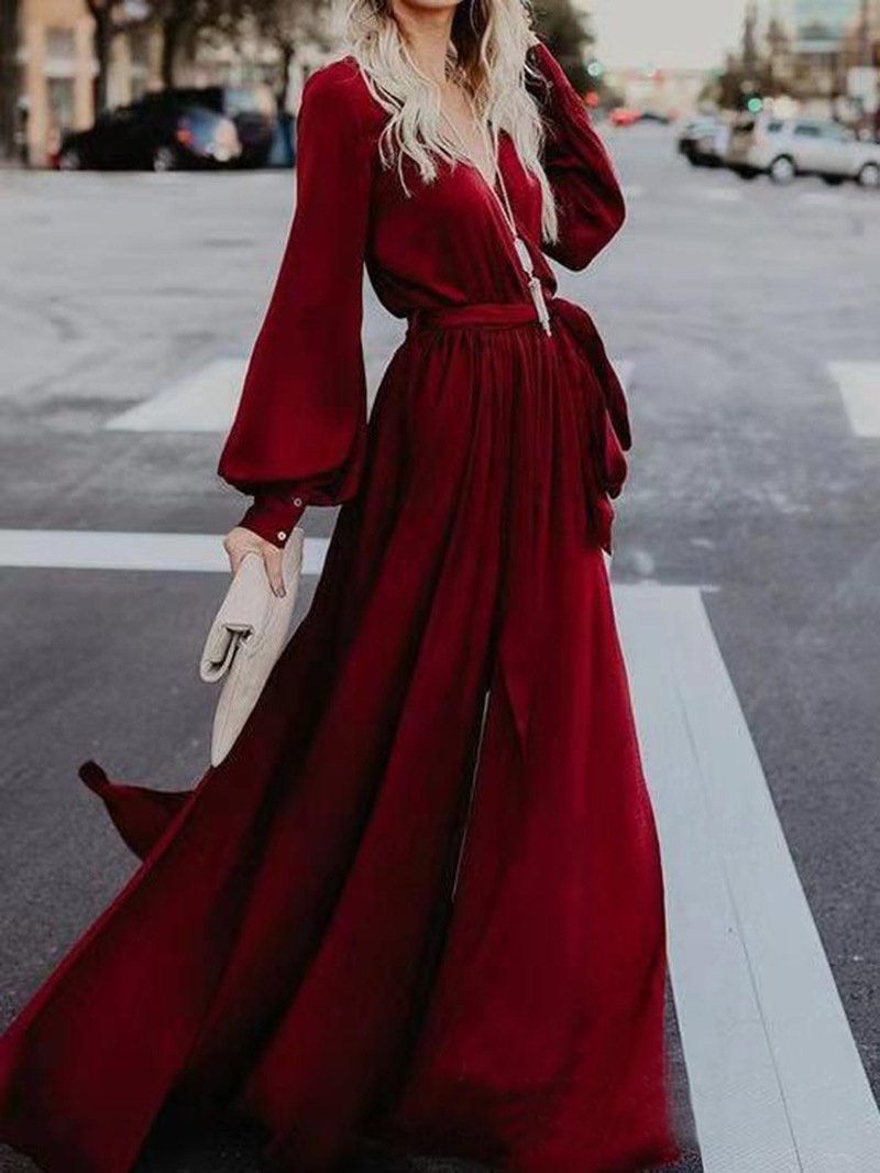 Polished Dress with an Effortless Classic Look