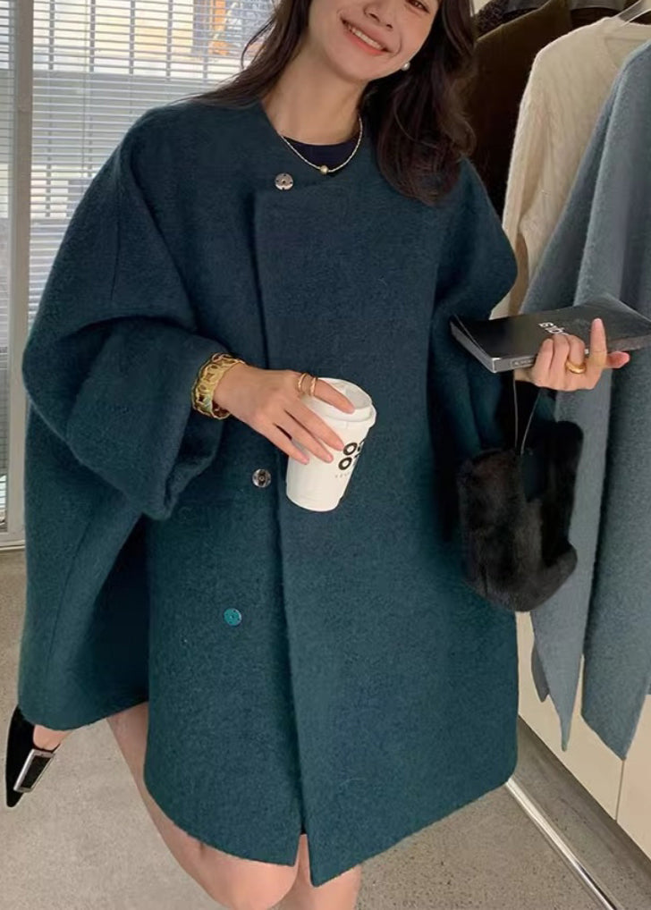 Elegantly Styled Coat for Everyday Wear