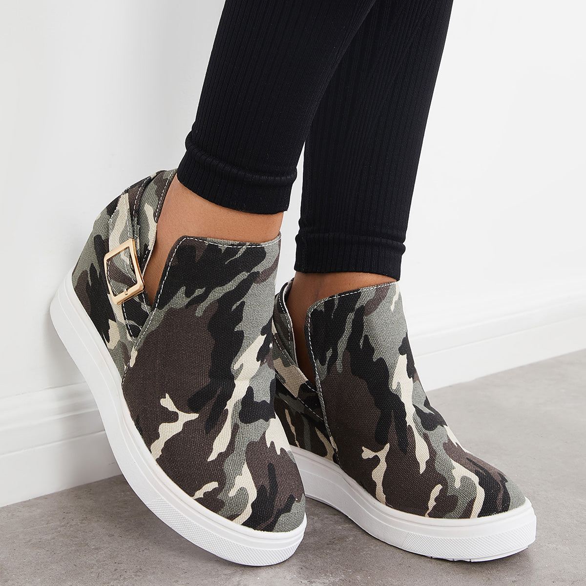 Vintage Inspired Orthopedic Sneakers