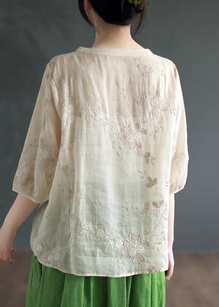 Effortlessly Elegant Blouse with a Timeless Design
