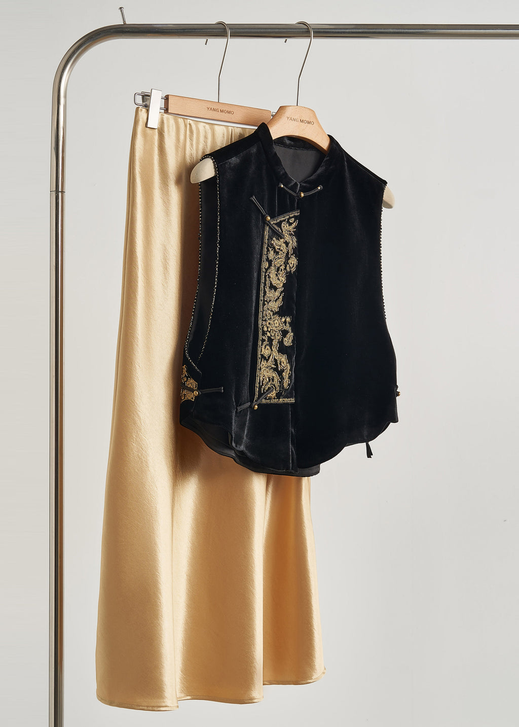 Beautifully Finished Garment in a Timeless Design