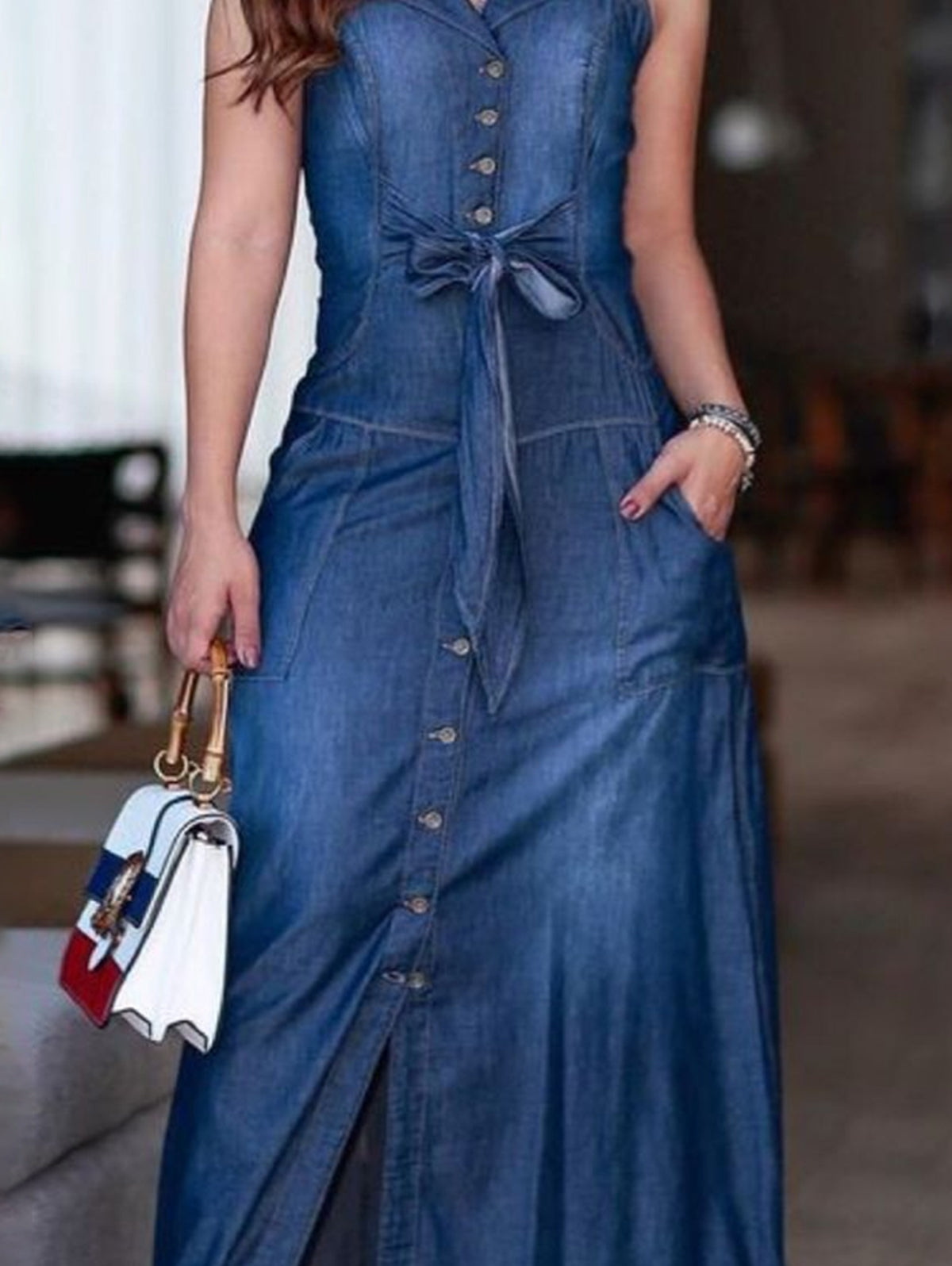 Sophisticated Dress with a Clean Classic Look