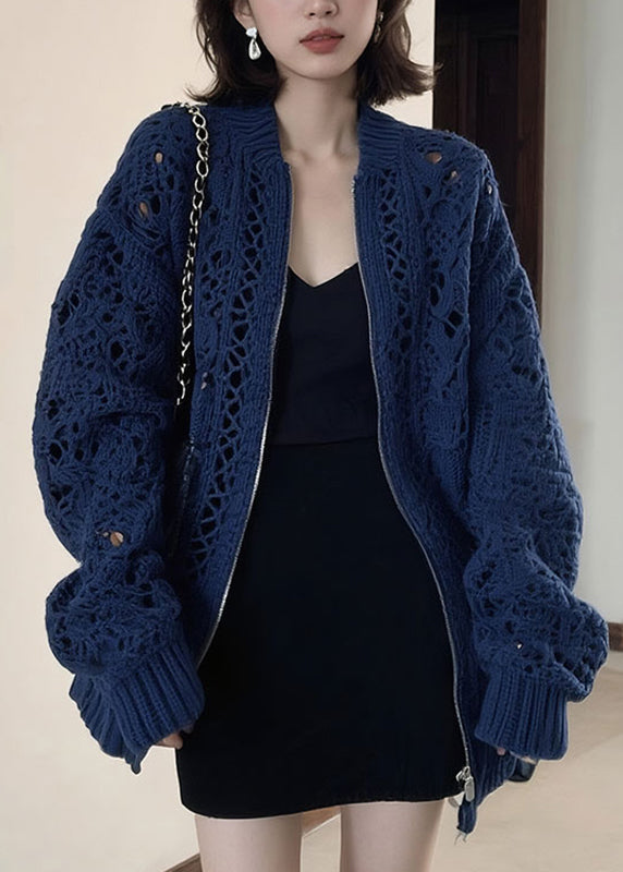 Well Tailored Coat with a Graceful Silhouette