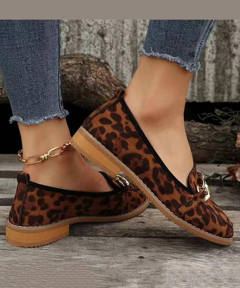 Chic Orthopedic Flats with Unique Design