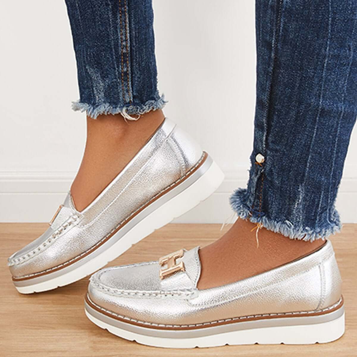 Beautifully Crafted Orthopedic Sneakers
