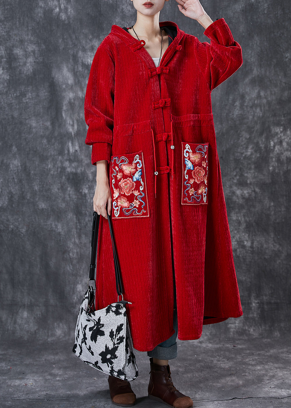 Elegantly Styled Coat for Everyday Wear