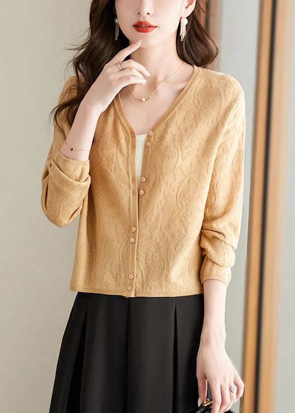 Polished Cardigan with an Effortless Classic Look