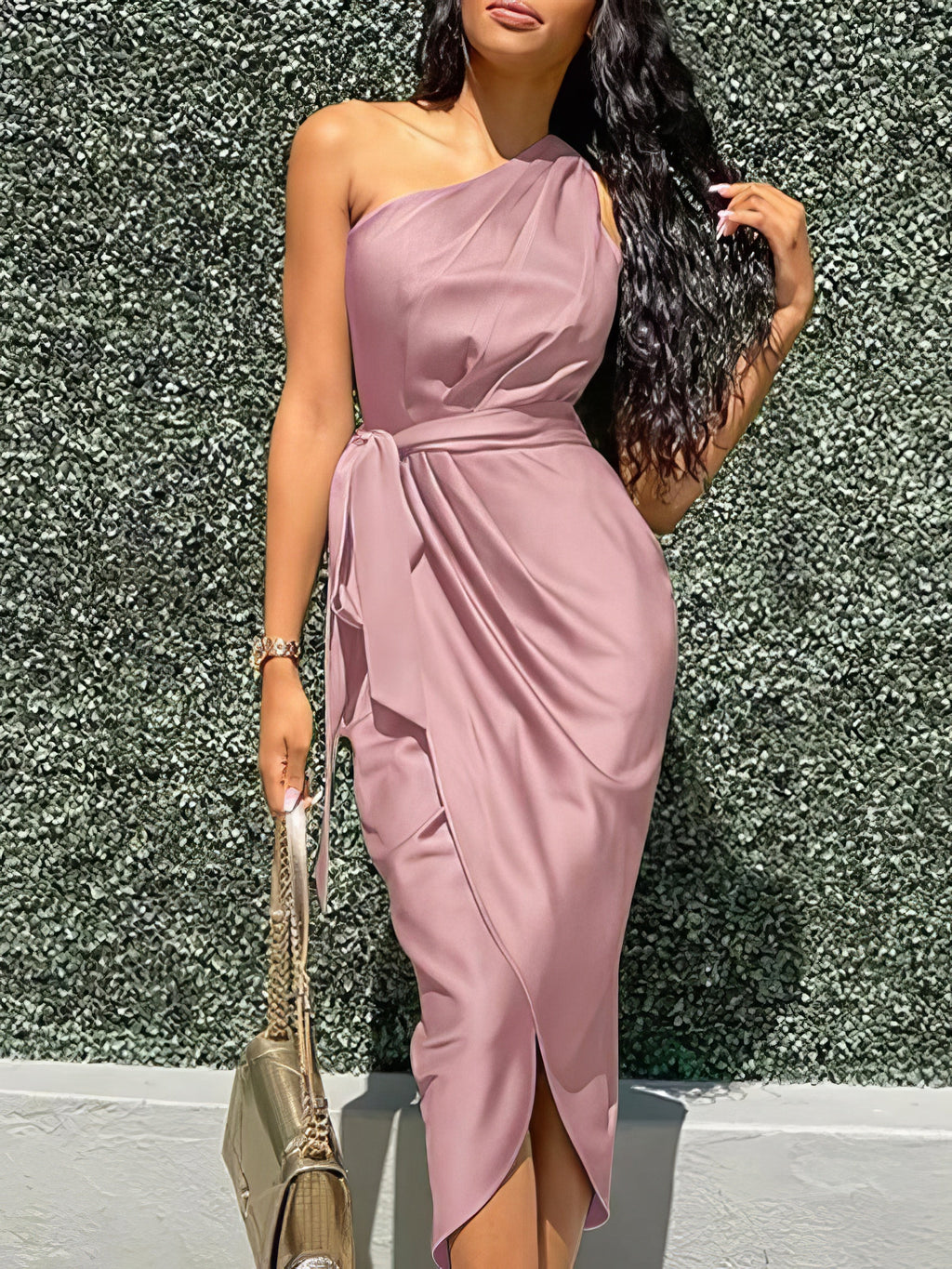 Polished Dress with an Effortless Classic Look
