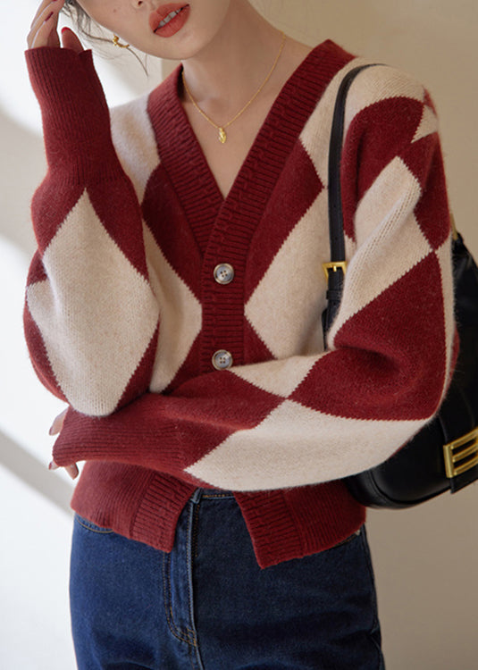 Beautifully Finished Sweater in a Timeless Design