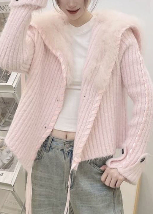 Effortlessly Elegant Cardigan with a Timeless Design