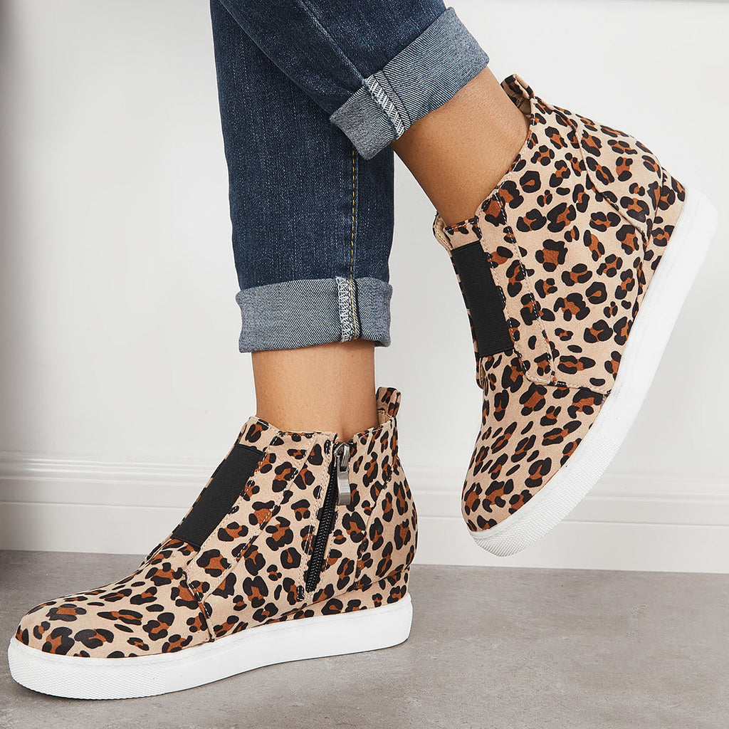 Graceful Orthopedic Sneakers for Modern Look