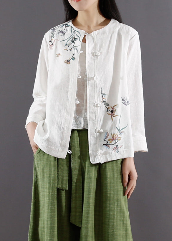 Gracefully Styled Coat for Any Occasion