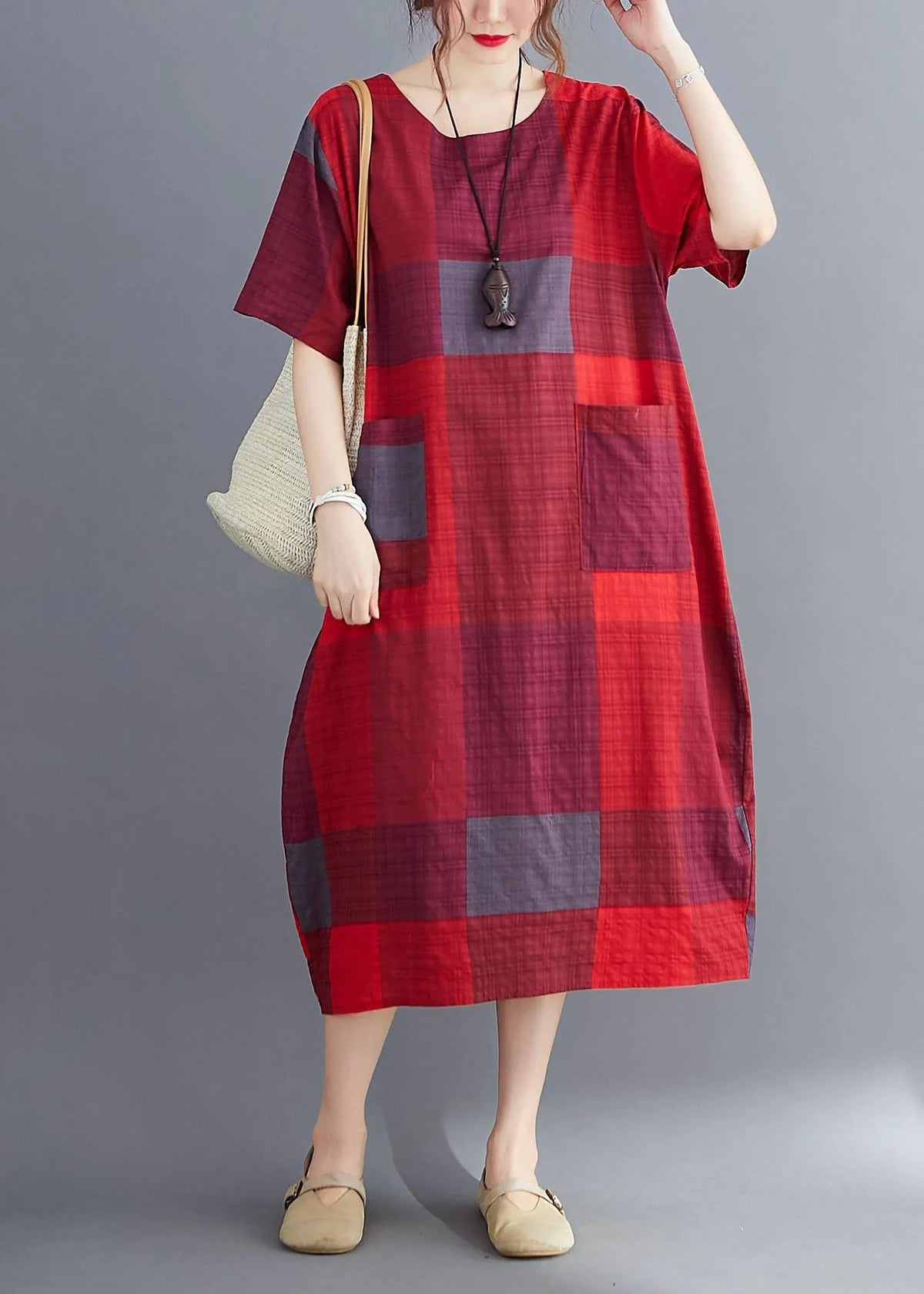Classic Vintage Dress with a Flattering Fit