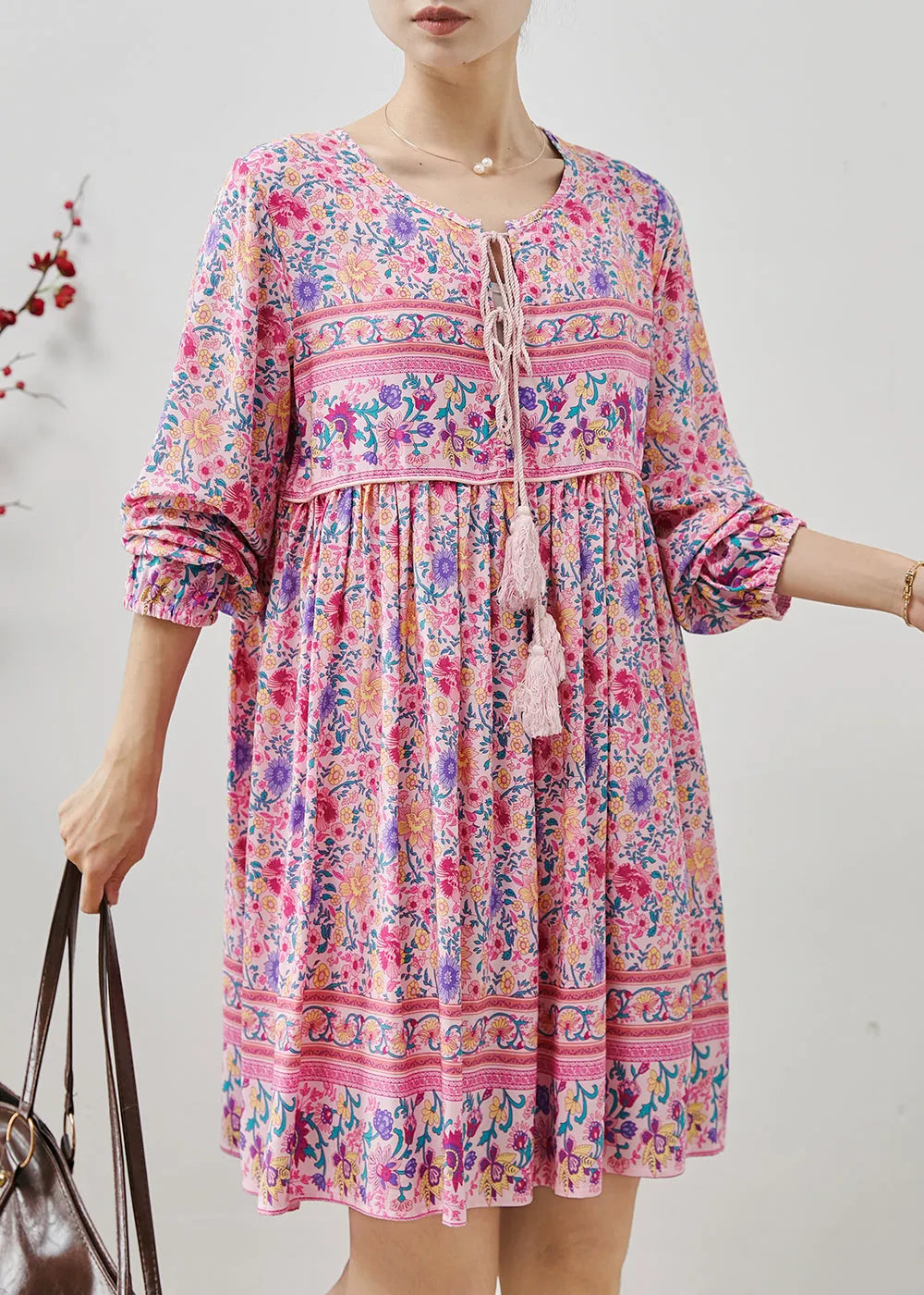 Gracefully Styled Dress for Any Occasion