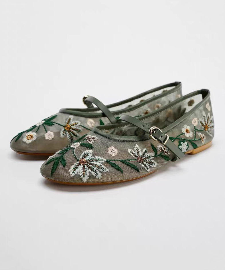 Chic Orthopedic Shoes with Unique Design