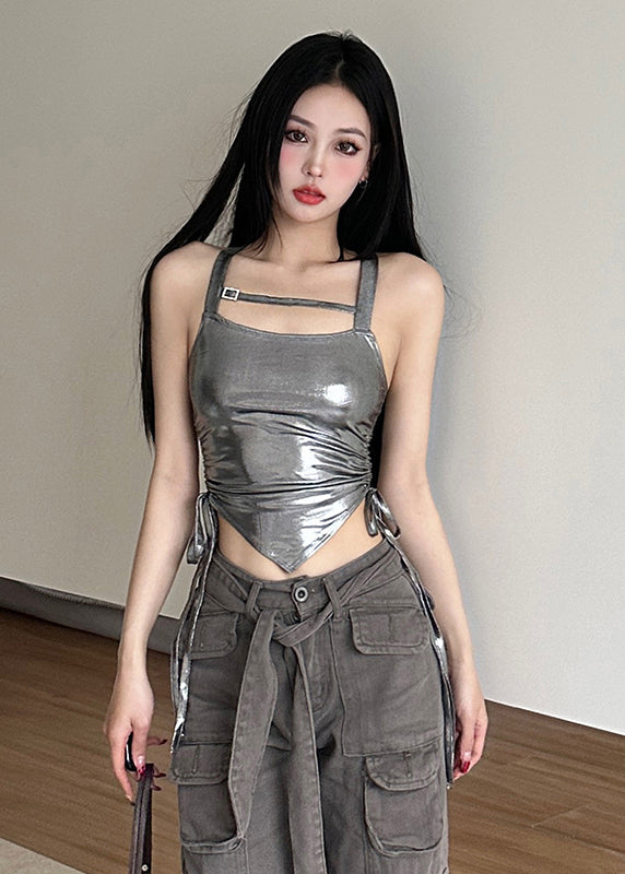 Effortlessly Elegant Garment with a Timeless Design