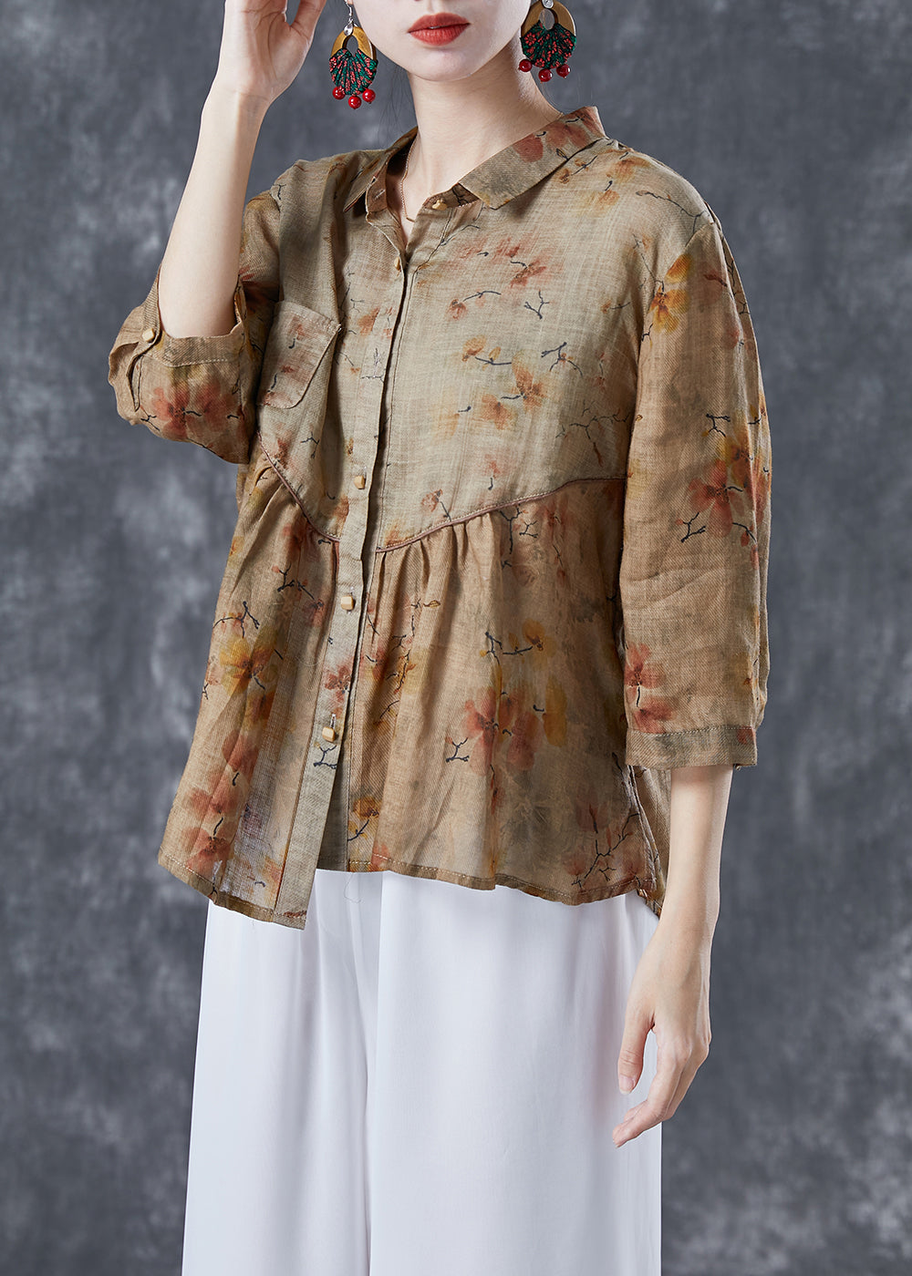 Classic Vintage Shirt with a Flattering Fit