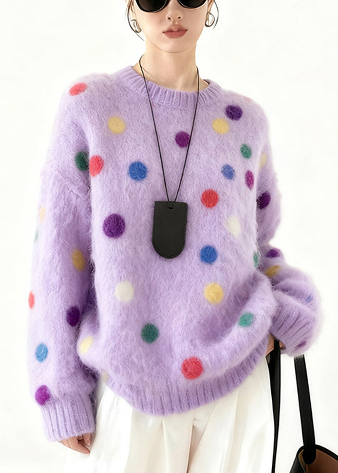 Well Tailored Sweater with a Graceful Silhouette