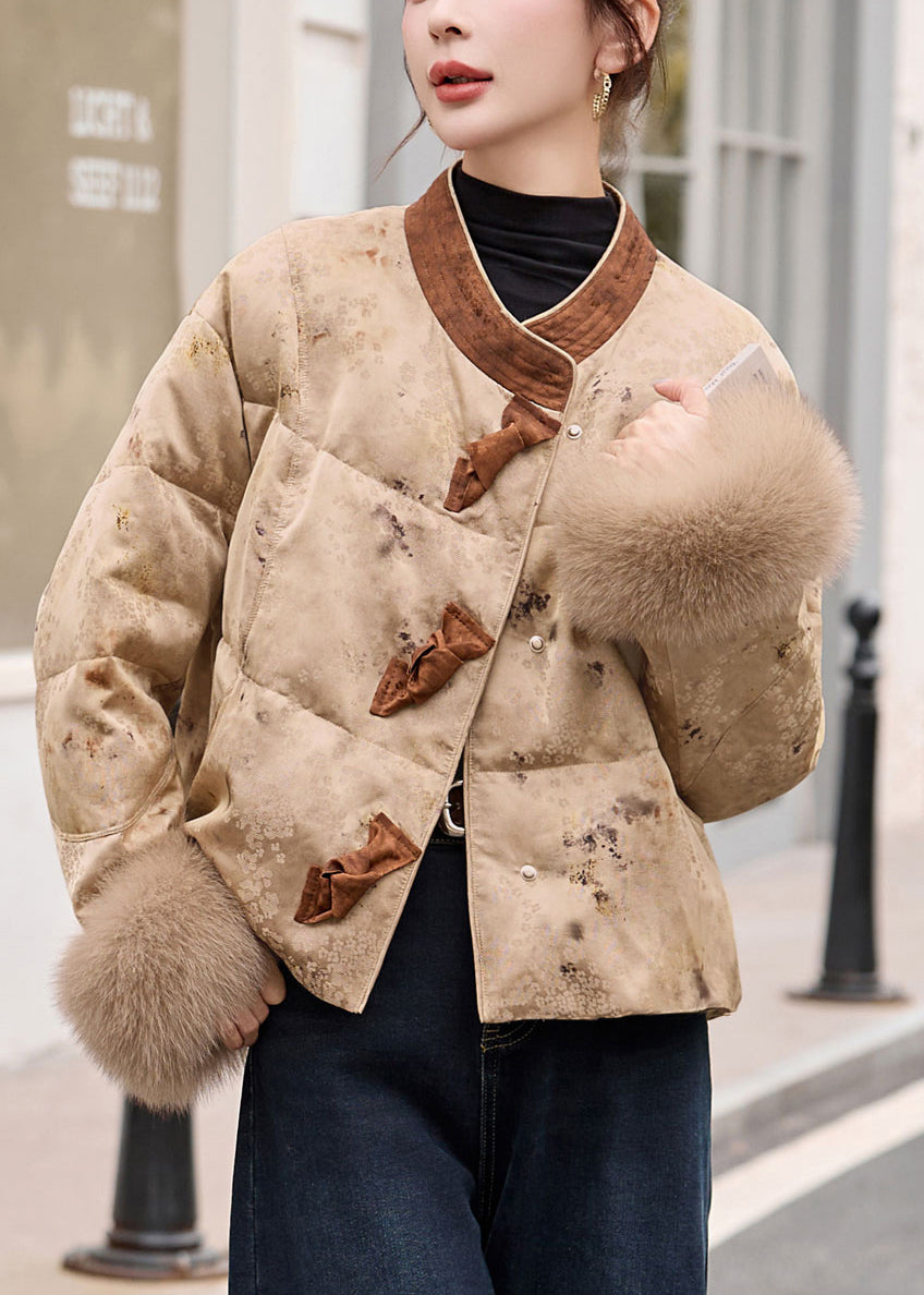 Sophisticated Coat with a Clean Classic Look