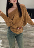 Effortlessly Elegant Sweater with a Timeless Design