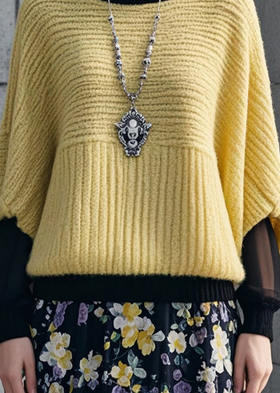 Well Tailored Sweater with a Graceful Silhouette
