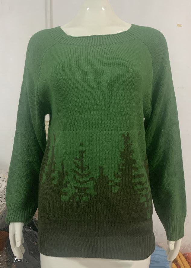 Well Tailored Sweater with a Graceful Silhouette