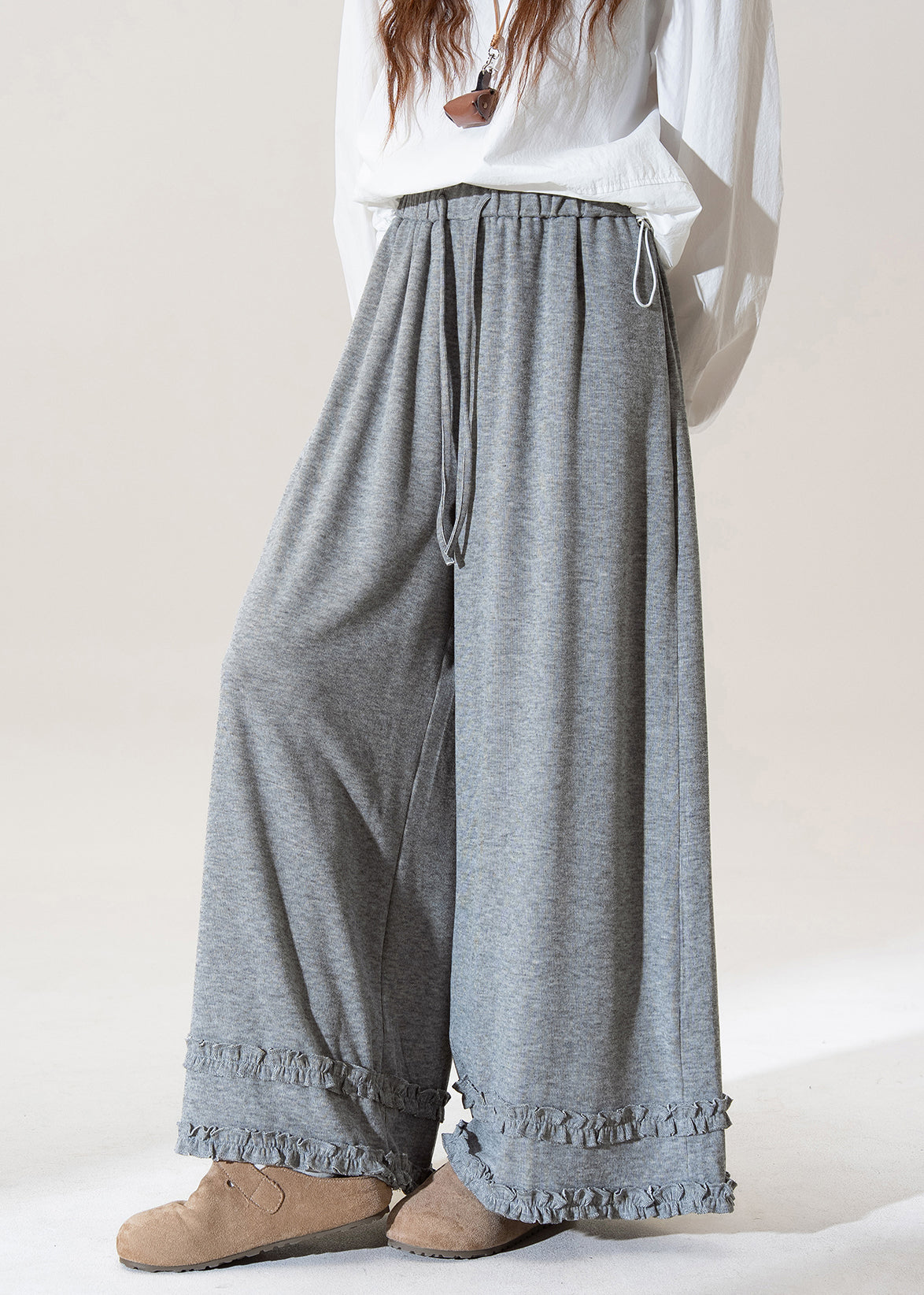 Elegantly Styled Pants for Everyday Wear