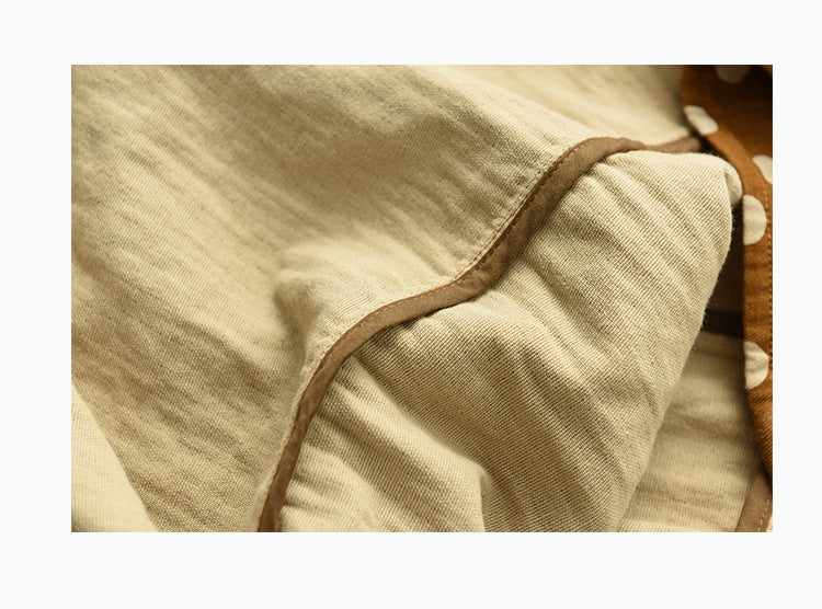 Effortlessly Elegant Garment with a Timeless Design
