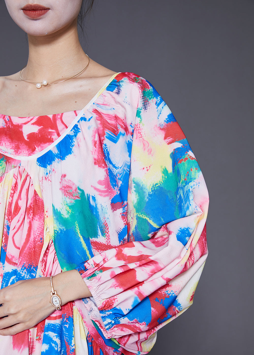 Classic Vintage Dress with a Flattering Fit