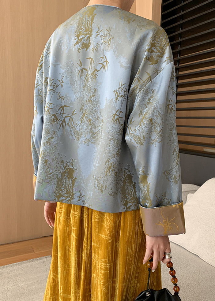 Effortlessly Elegant Coat with a Timeless Design