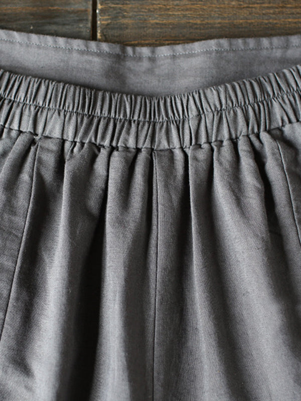 Effortlessly Elegant Pants with a Timeless Design