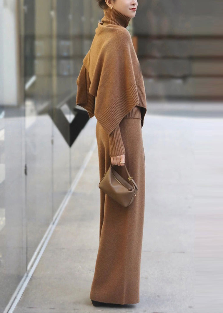 Classic Vintage Sweater with a Flattering Fit