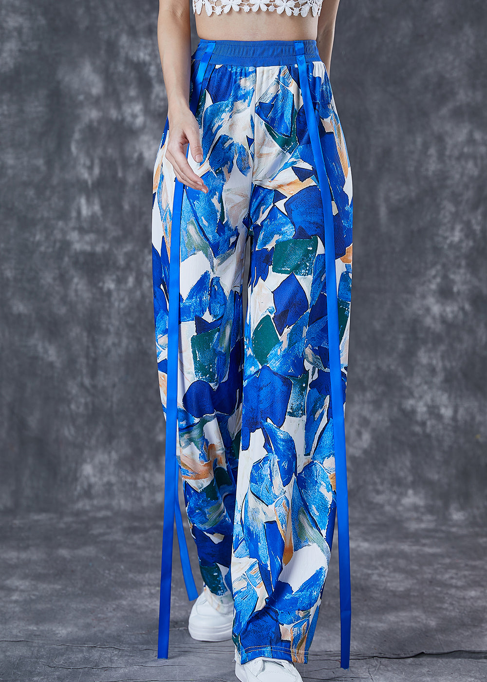Elegantly Styled Pants for Everyday Wear