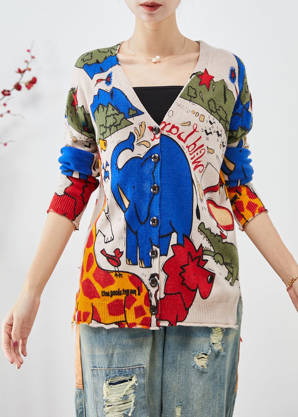 Well Tailored Top with a Graceful Silhouette
