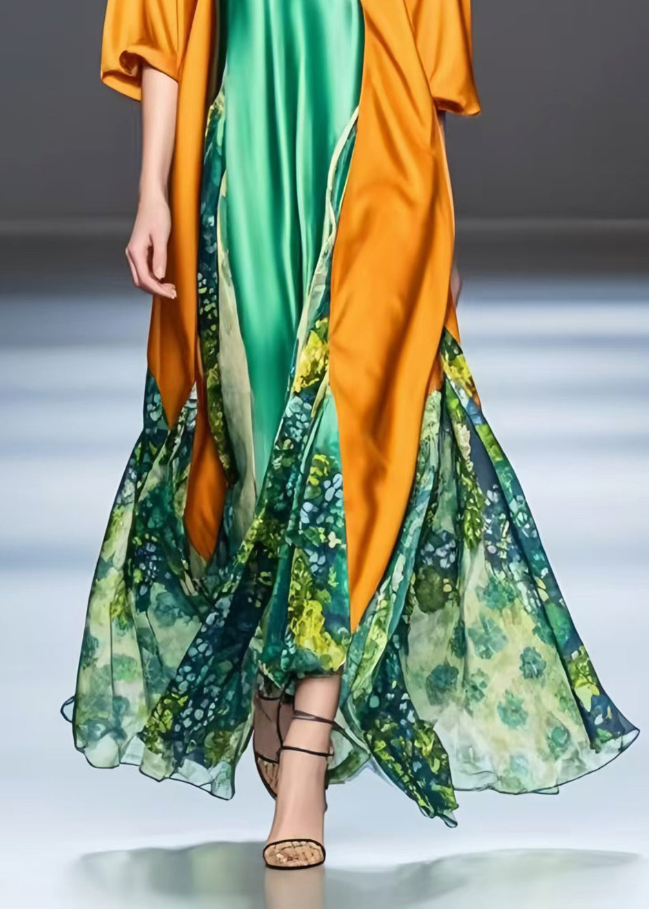 Well Tailored Dress with a Graceful Silhouette