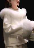 Beautifully Finished Coat in a Timeless Design