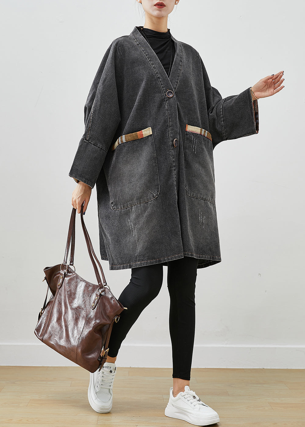 Beautifully Finished Coat in a Timeless Design