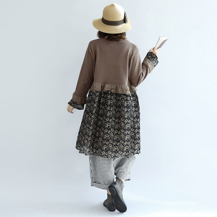 Classic Vintage Sweater with a Flattering Fit