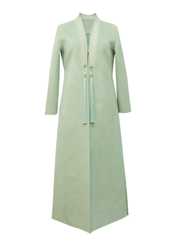 Beautifully Finished Coat in a Timeless Design