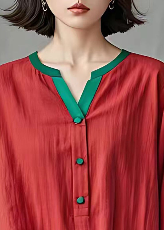 Effortlessly Elegant Top with a Timeless Design